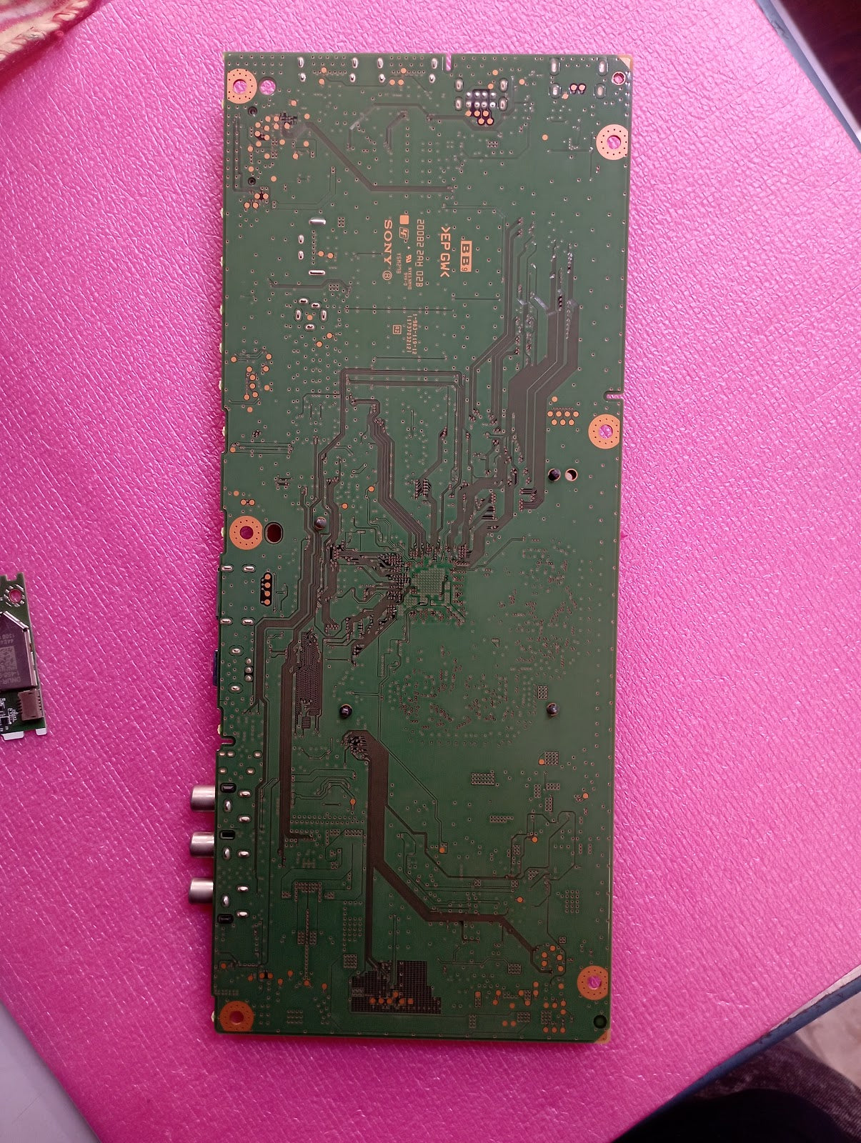 Ricambi TV Sony KD-43XG7096 - Mainboard PSU T-Con WiFi Altoparlanti