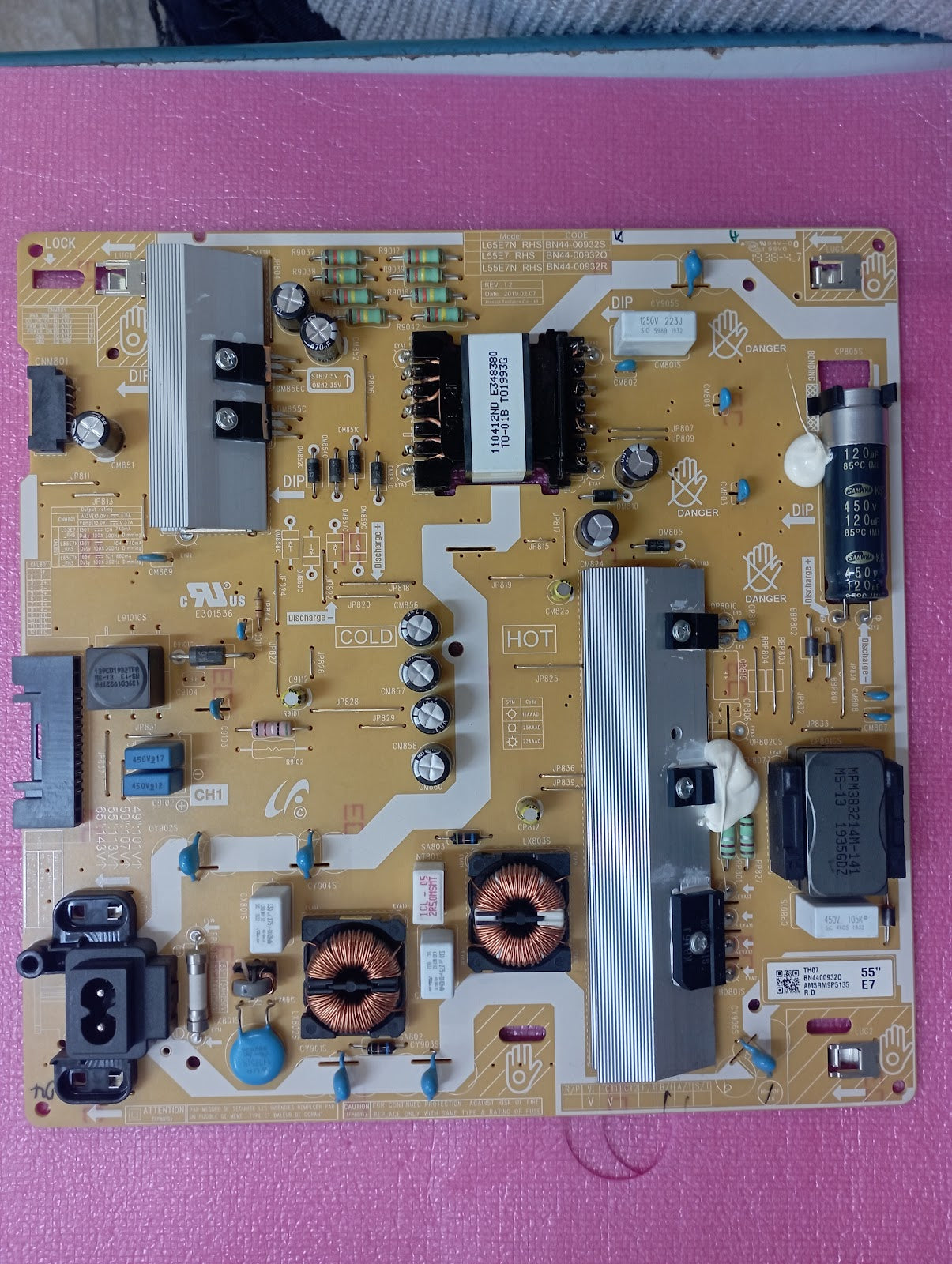SAMSUNG UE55RU7090UXZT