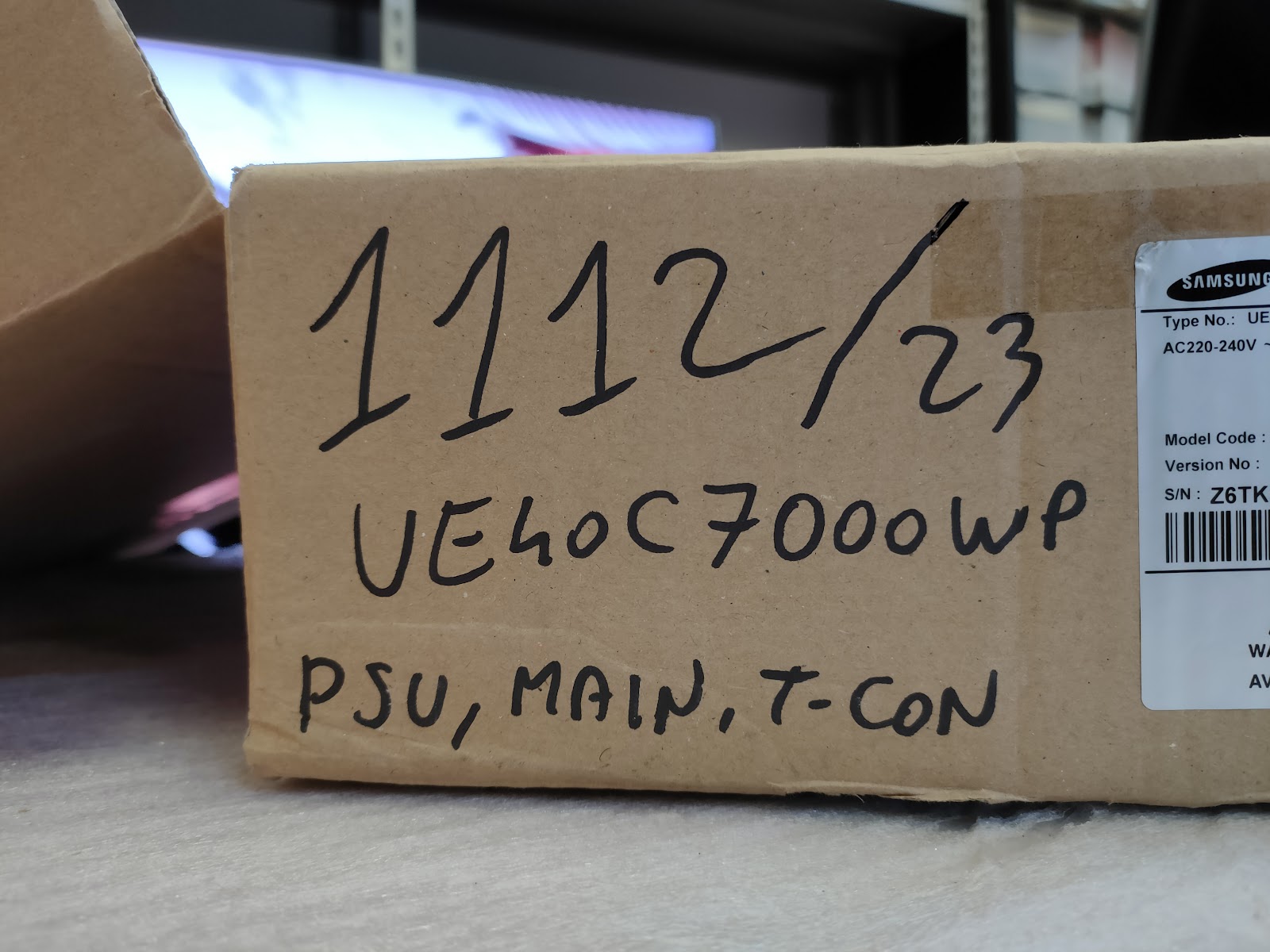 UE40C7000WP SAMSUNG