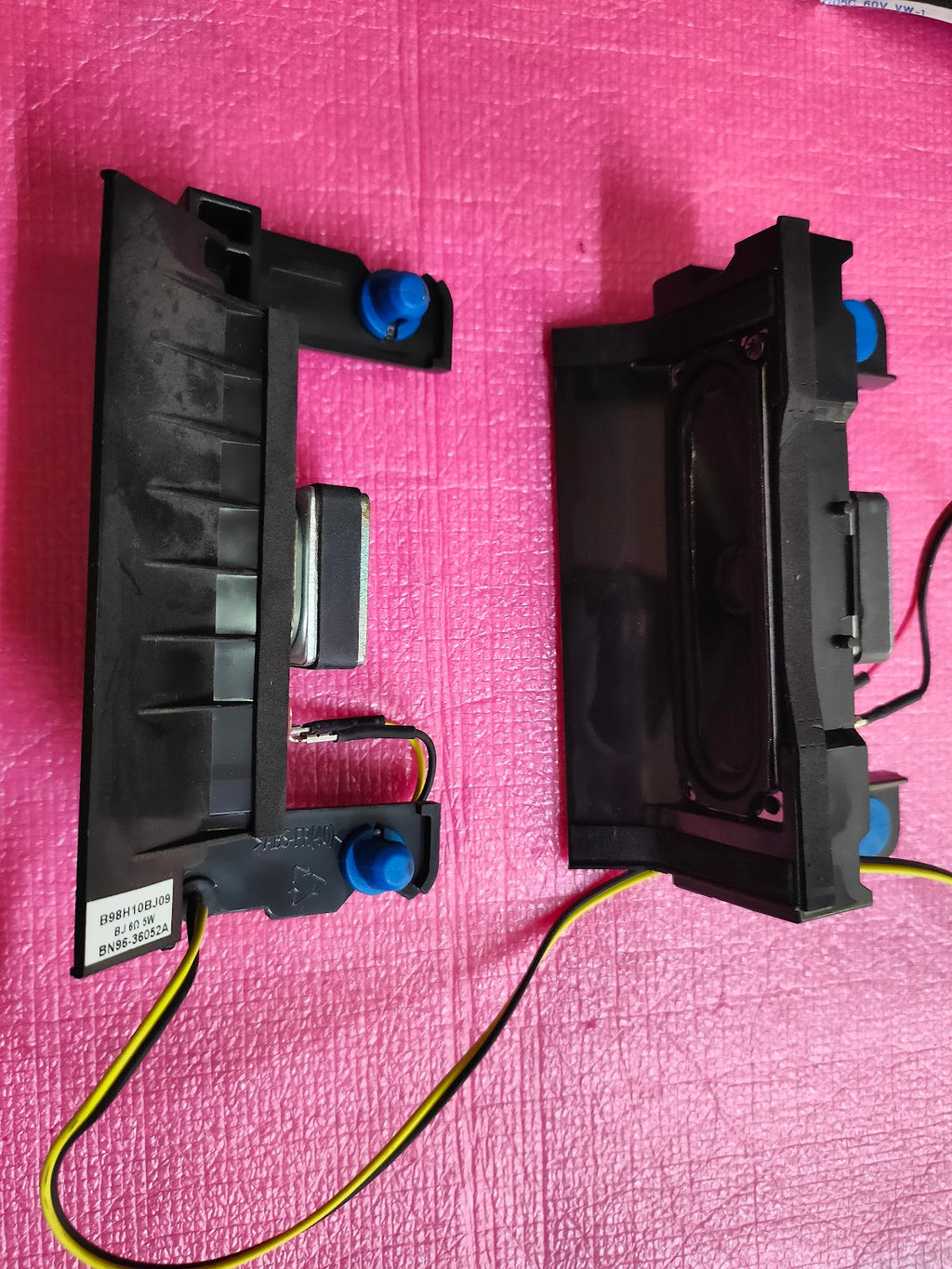 UE32N4002AKXXH SAMSUNG