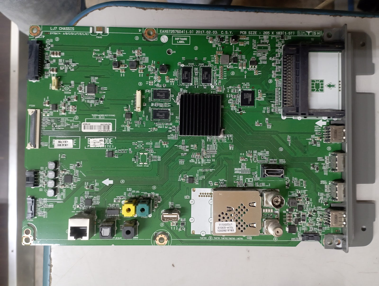 55EG9A7V LG