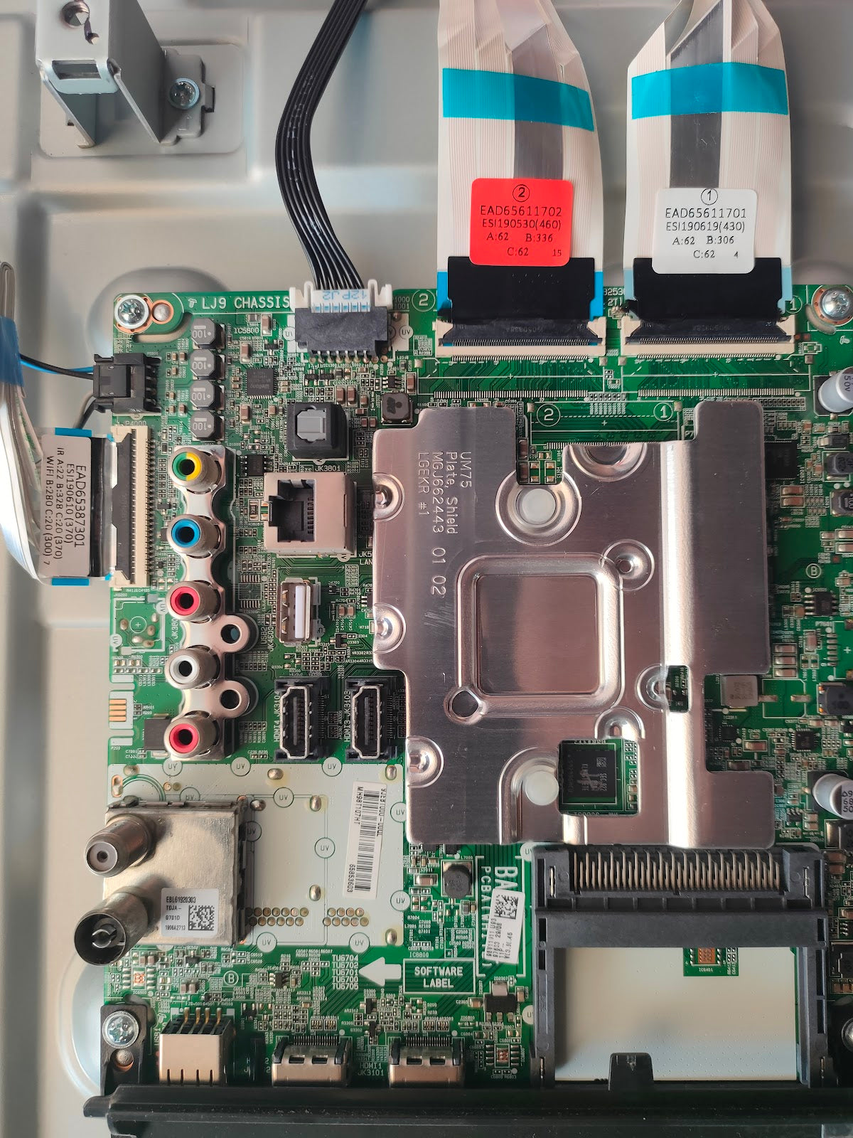65UM7610PLB LG