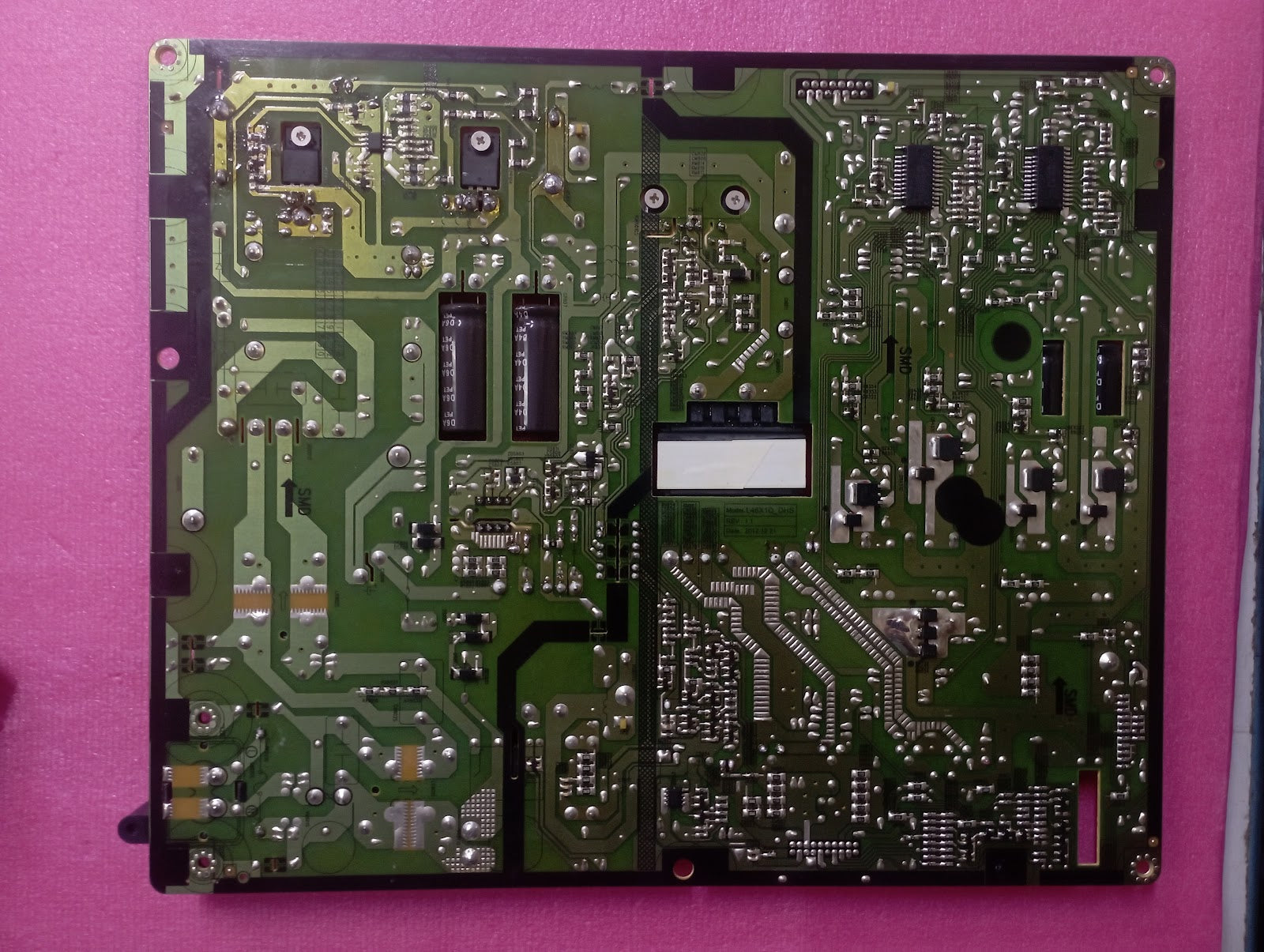 SAMSUNG UE46F6400AY
