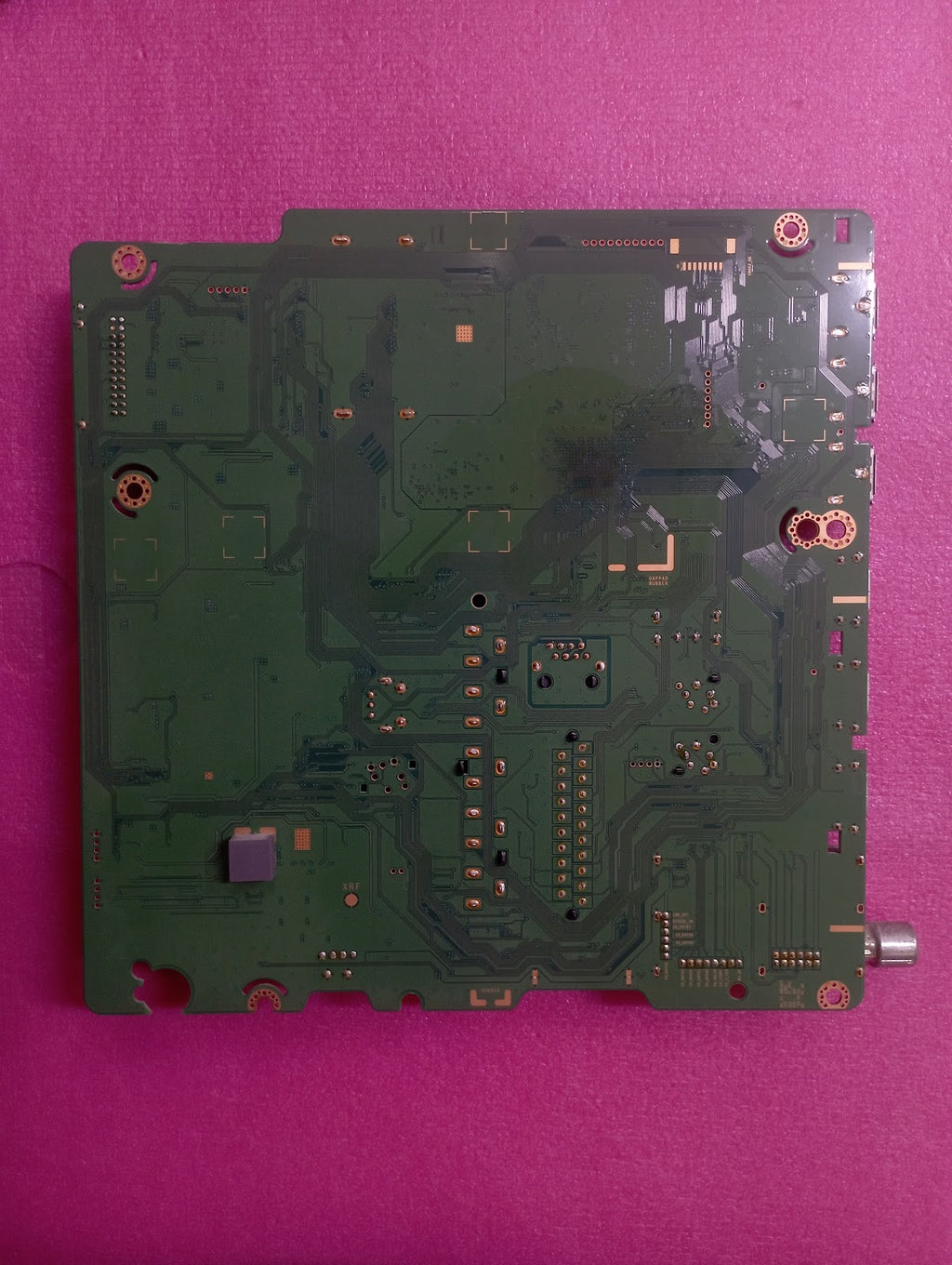 SAMSUNG UE46F6400AY