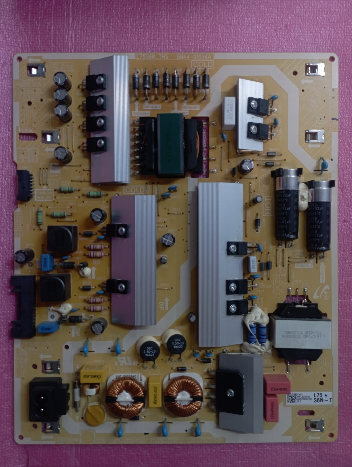 UE75TU7090U SAMSUNG