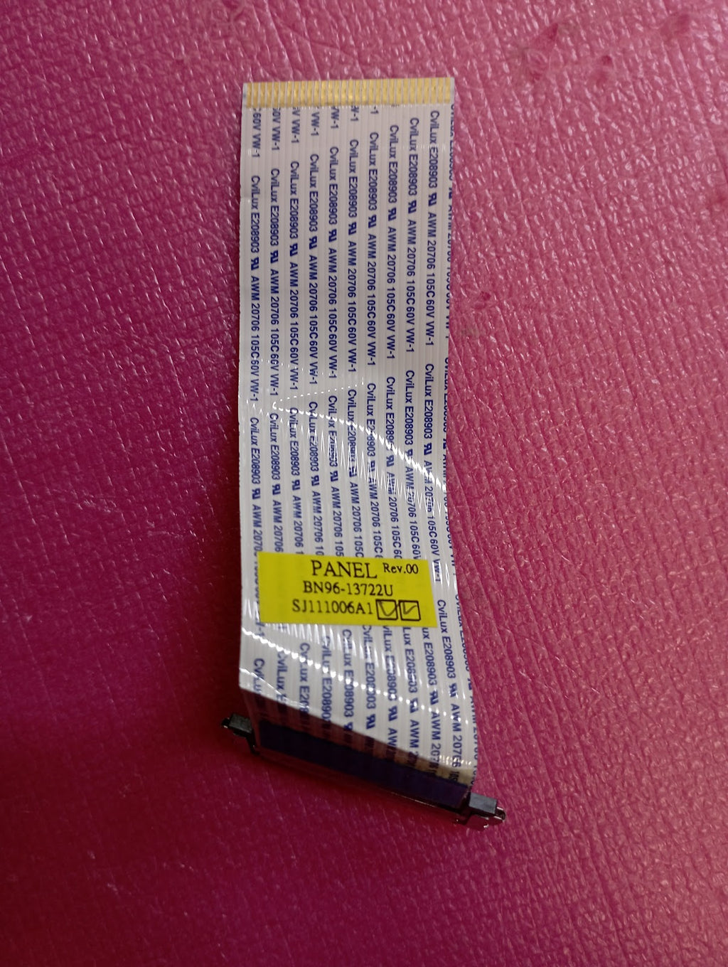 SAMSUNG LT24A350