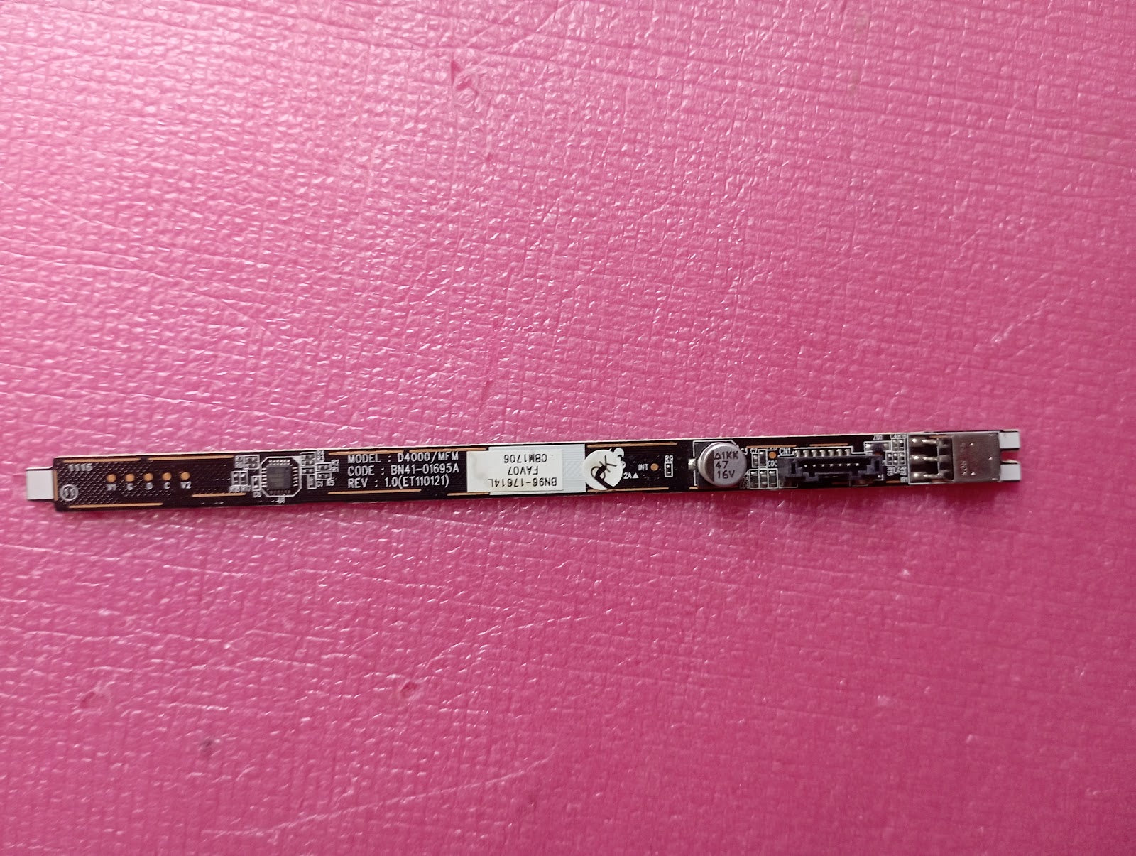 SAMSUNG LT24A350