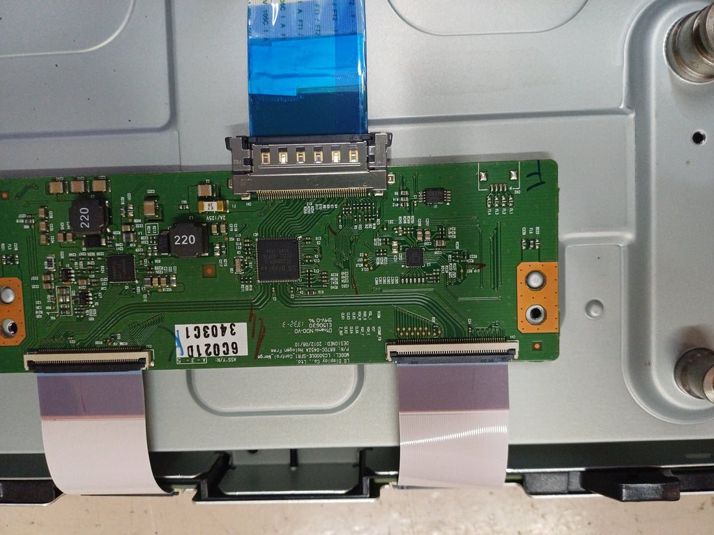 T-Con Board LG 42LA620S - vista posteriore con connettori LVDS