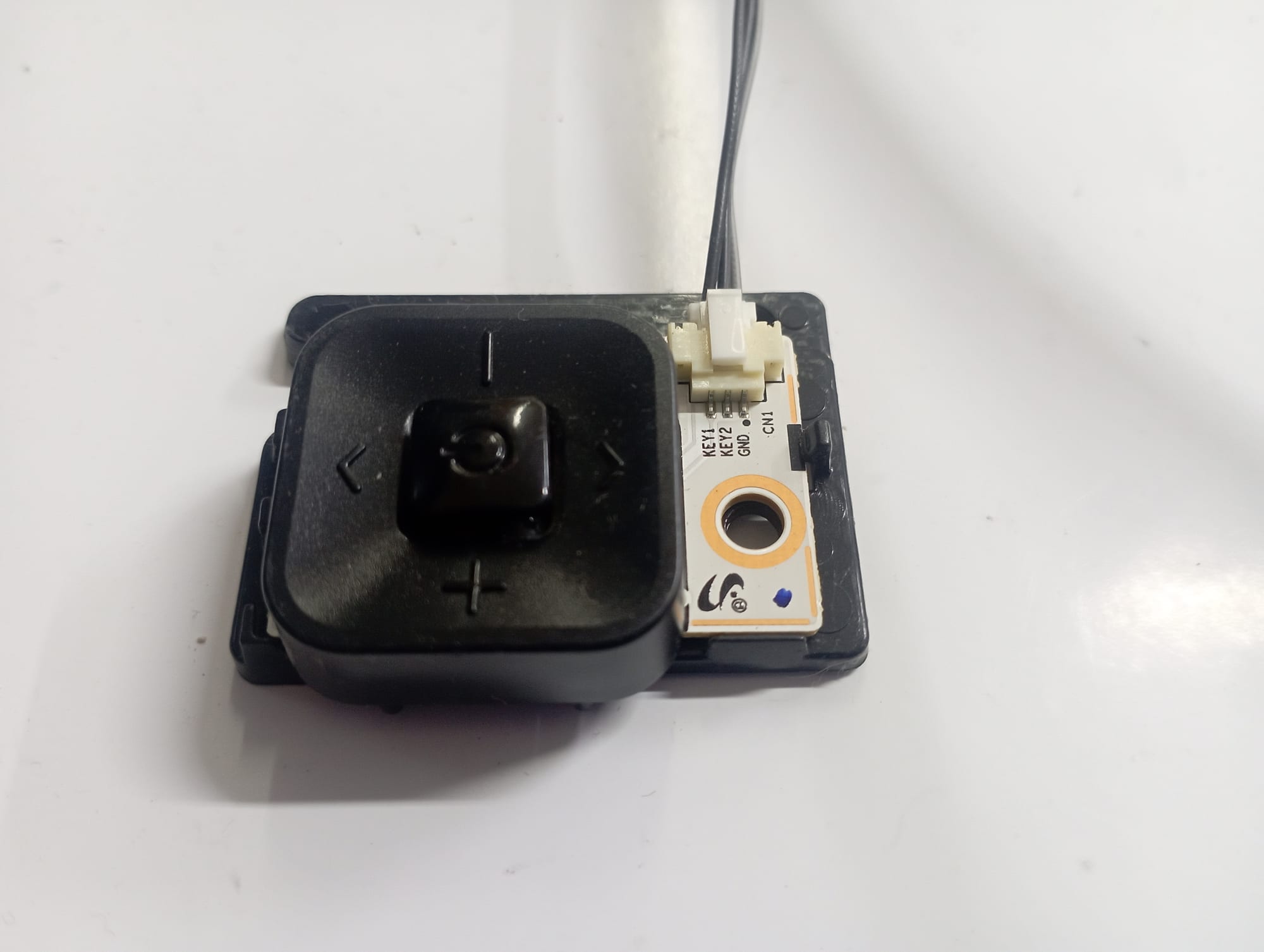 KU6000 + BN61-11584A003 RICEVITORE IR + PULSANTE PER TV UE75TU7170U SAMSUNG