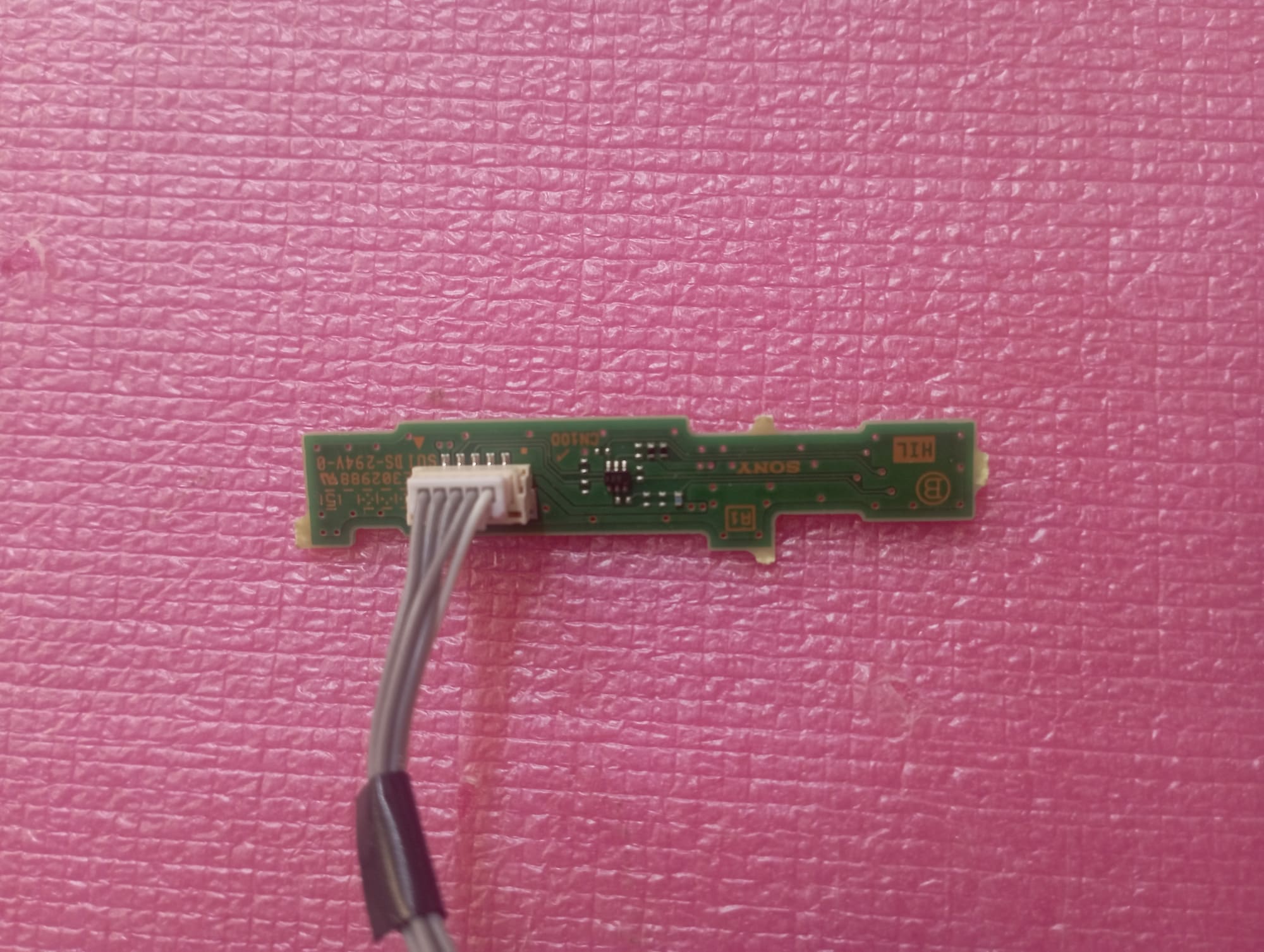 1-889-677-11 Ricevitore Infrarossi per TV Sony KDL-32R433B