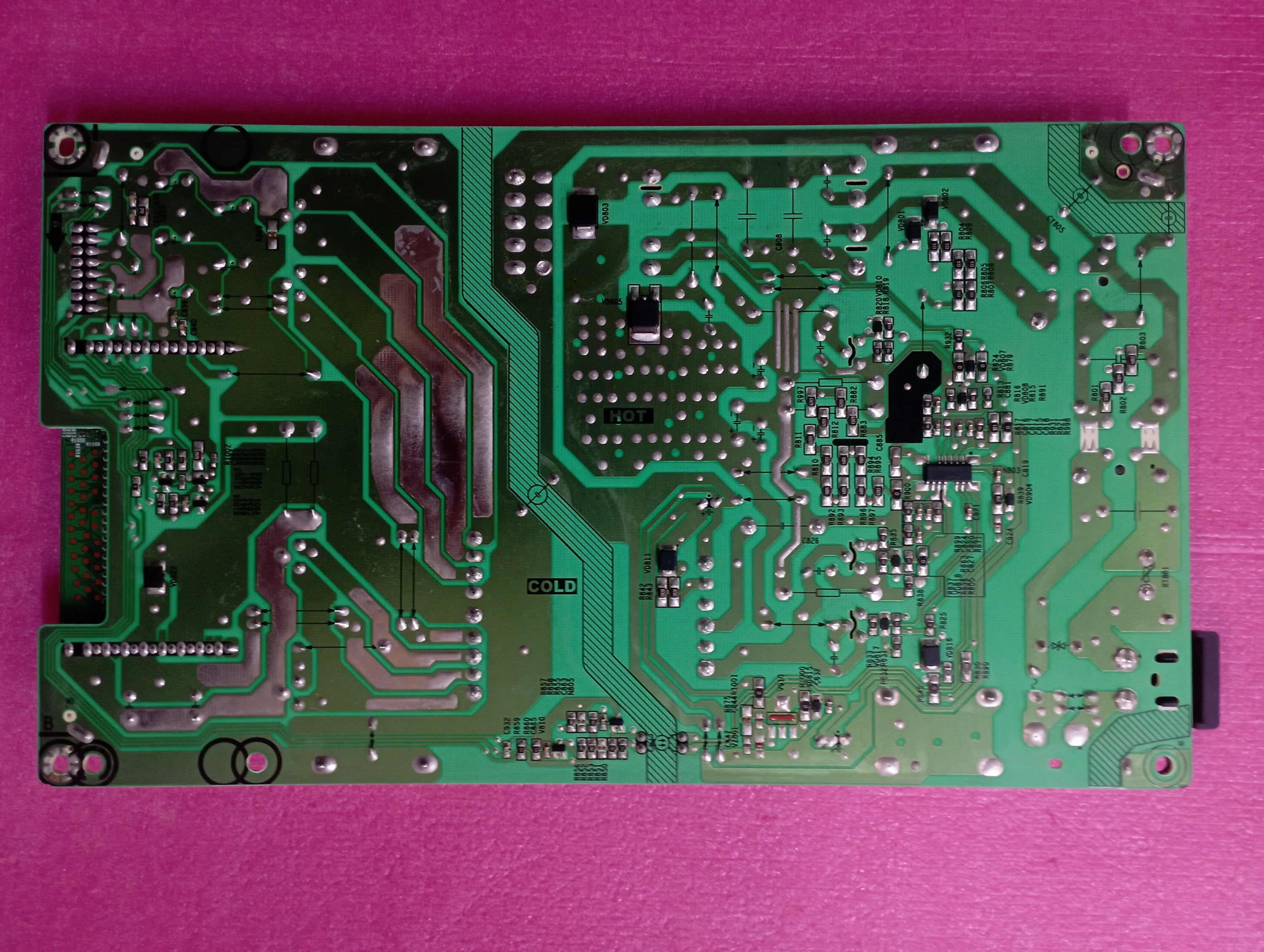 Ricambi Originali Usati/Testati per Hisense 55U72HQ — Mainboard, PSU, T-CON, Altoparlanti, WiFi - Elettronica Guastella