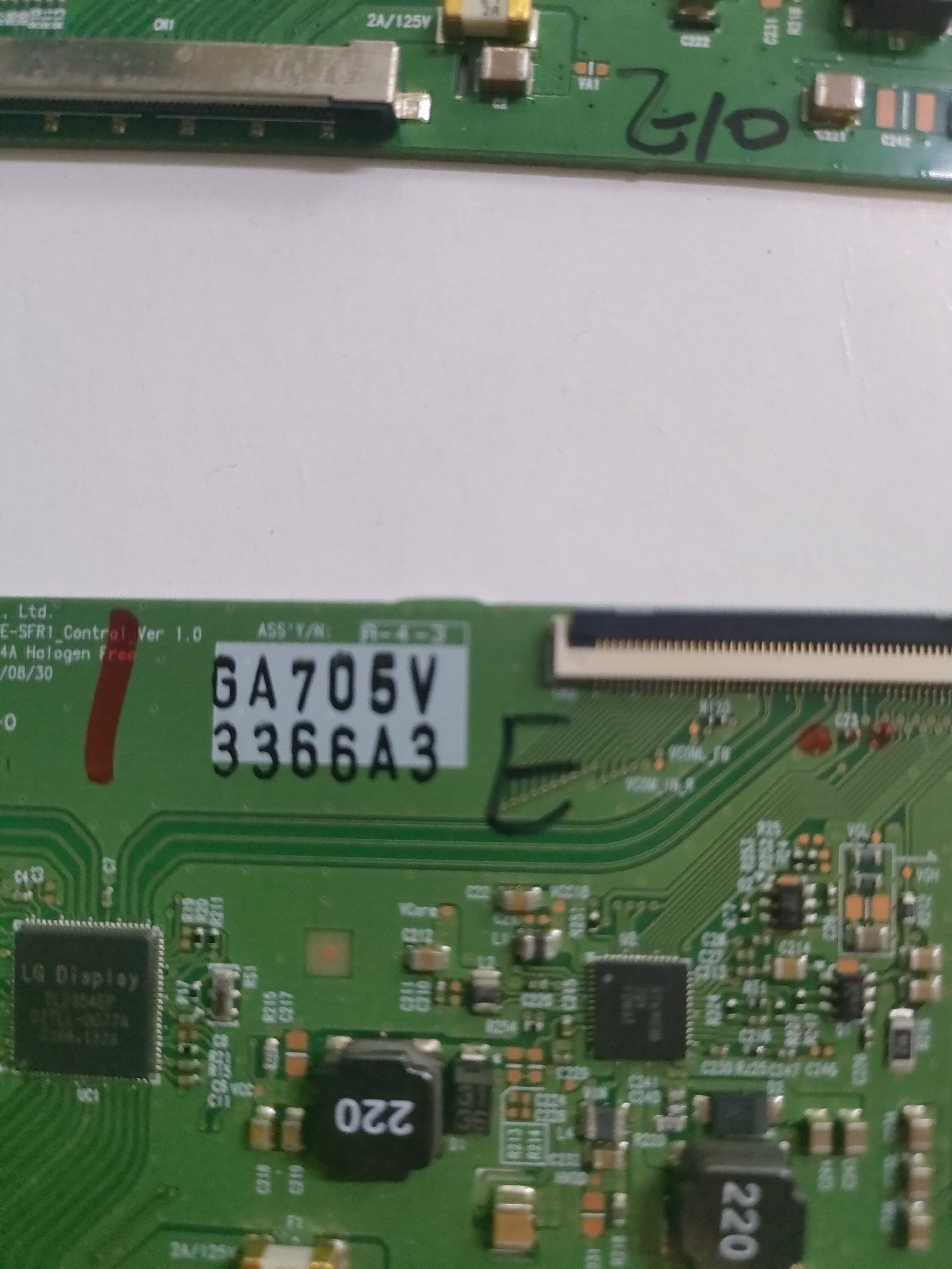6870C-0444A T-Con Board LG 47" LC470DUE Testata